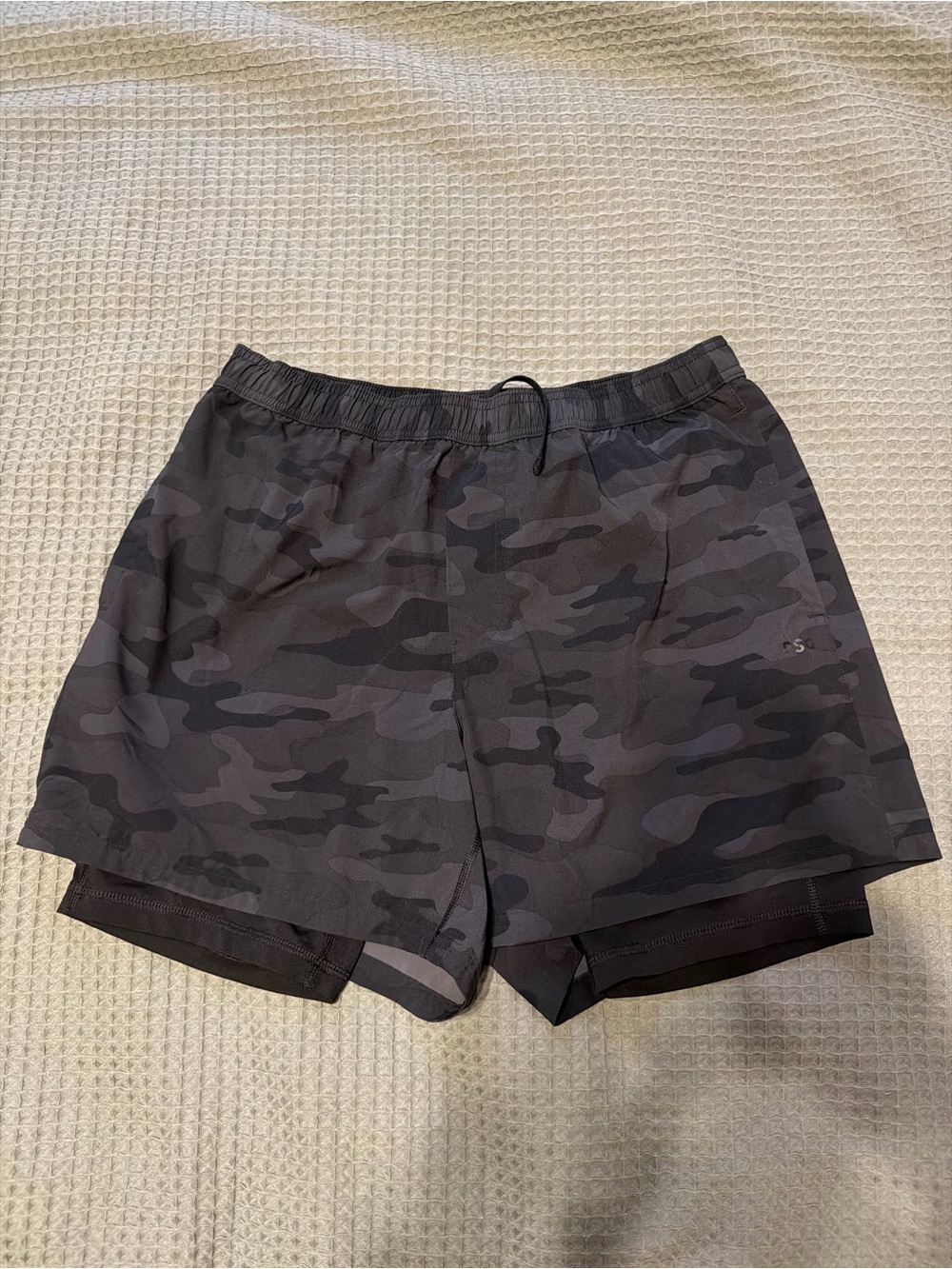 DSG Men's Black Gray Camo Athletic Shorts with Inner Liner